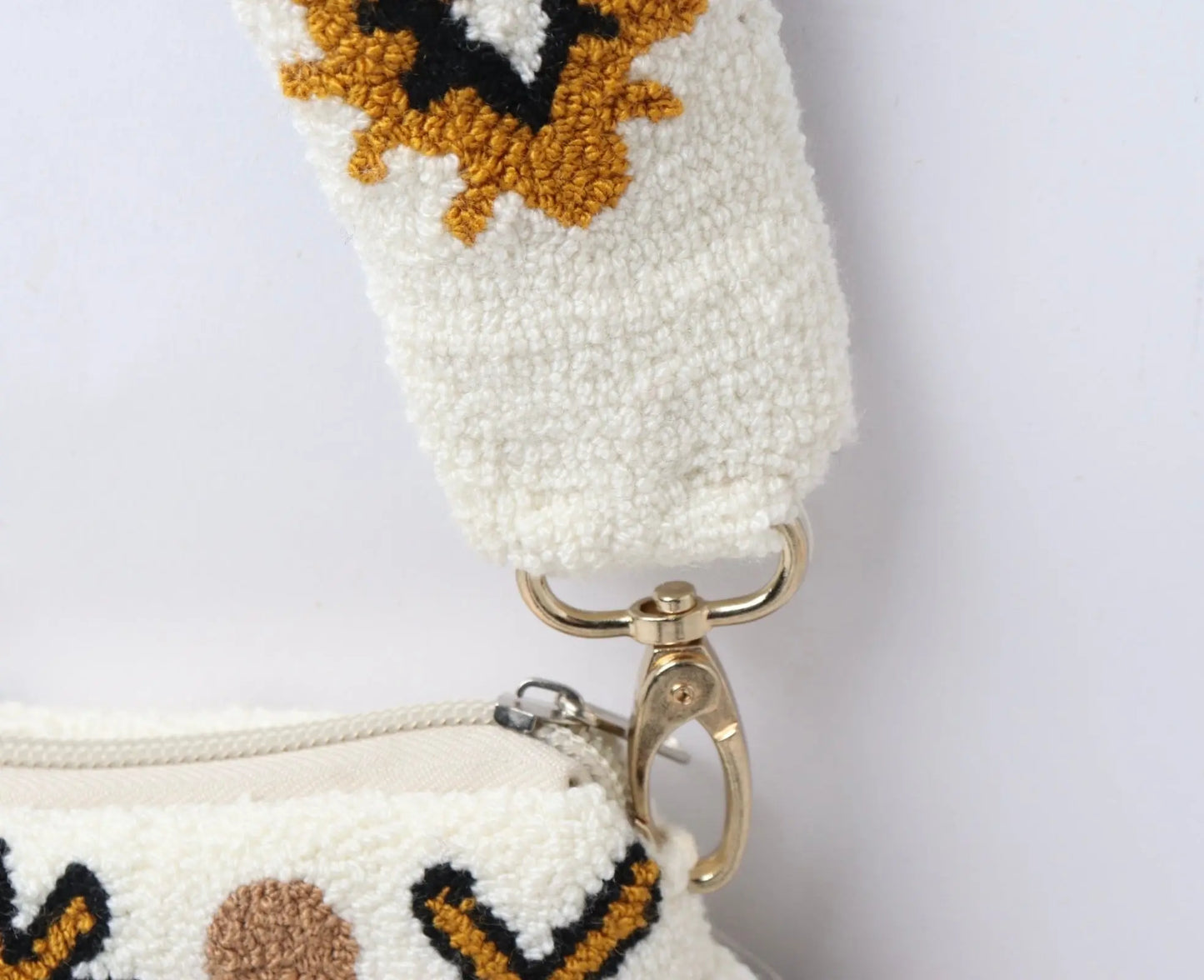 Golden White Eye Clutch with Strap Best of Colombia