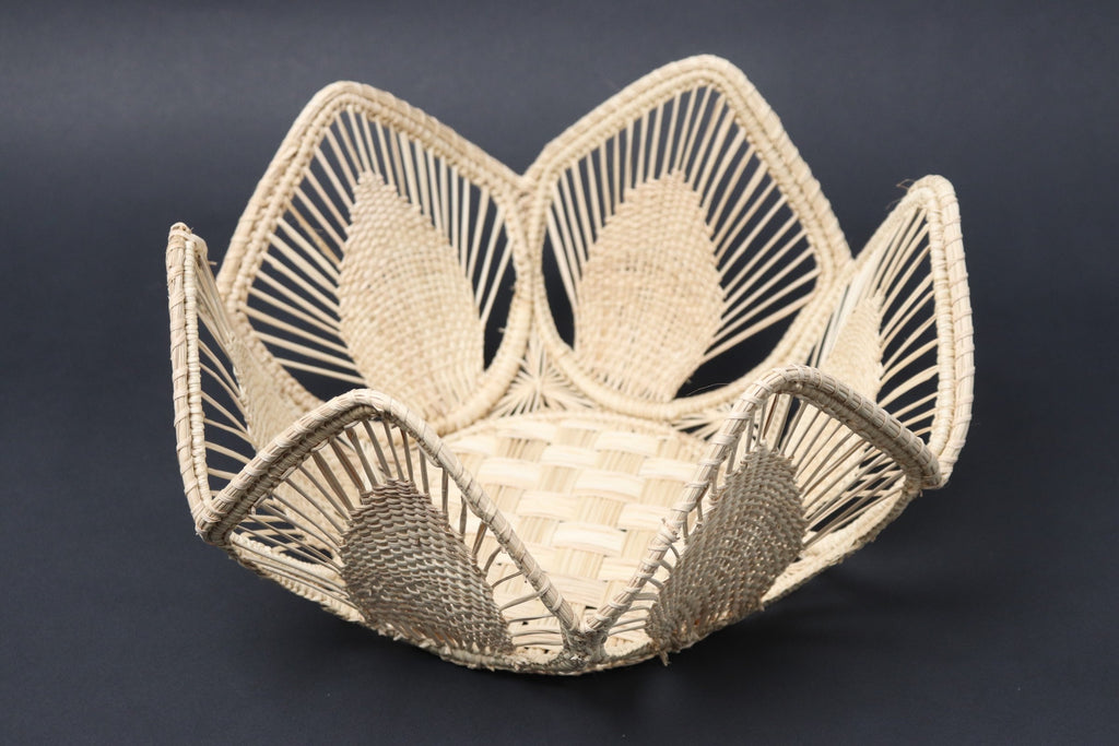 Floral Iraca/Straw Basket - Hand woven - Best of Colombia