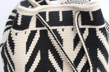 Tokyo Wayuu Bag - Large Best of Colombia