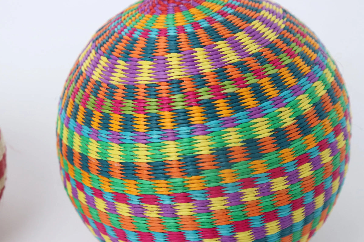 Medium,Large & XL ornament Balls Set Bestofcolombia1