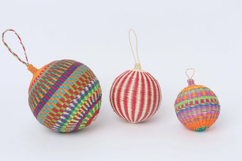 Medium,Large & XL ornament Balls Set Bestofcolombia1