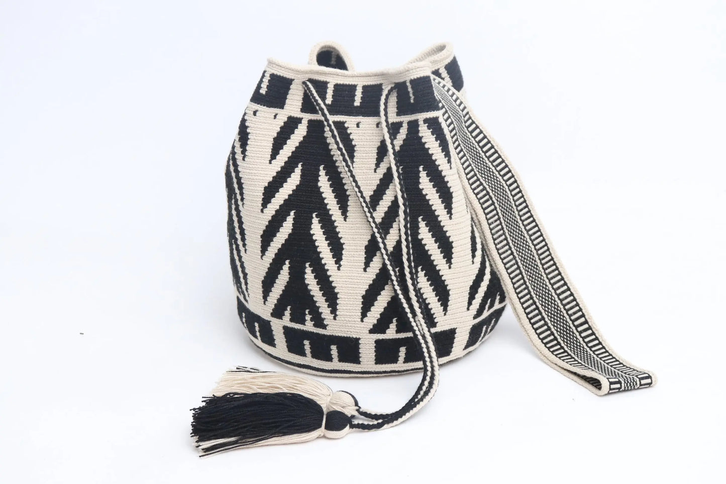 Tokyo Wayuu Bag - Large Best of Colombia