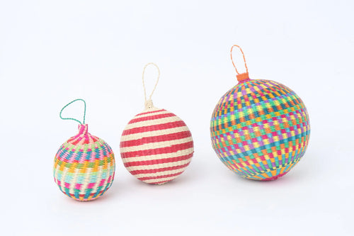 Medium,Large & XL ornament Balls Set Bestofcolombia1