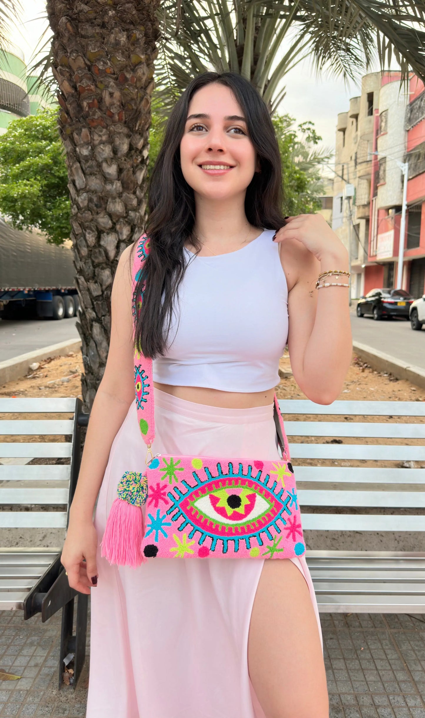 Rose Pink Eye Clutch - Limited Edition Best of Colombia