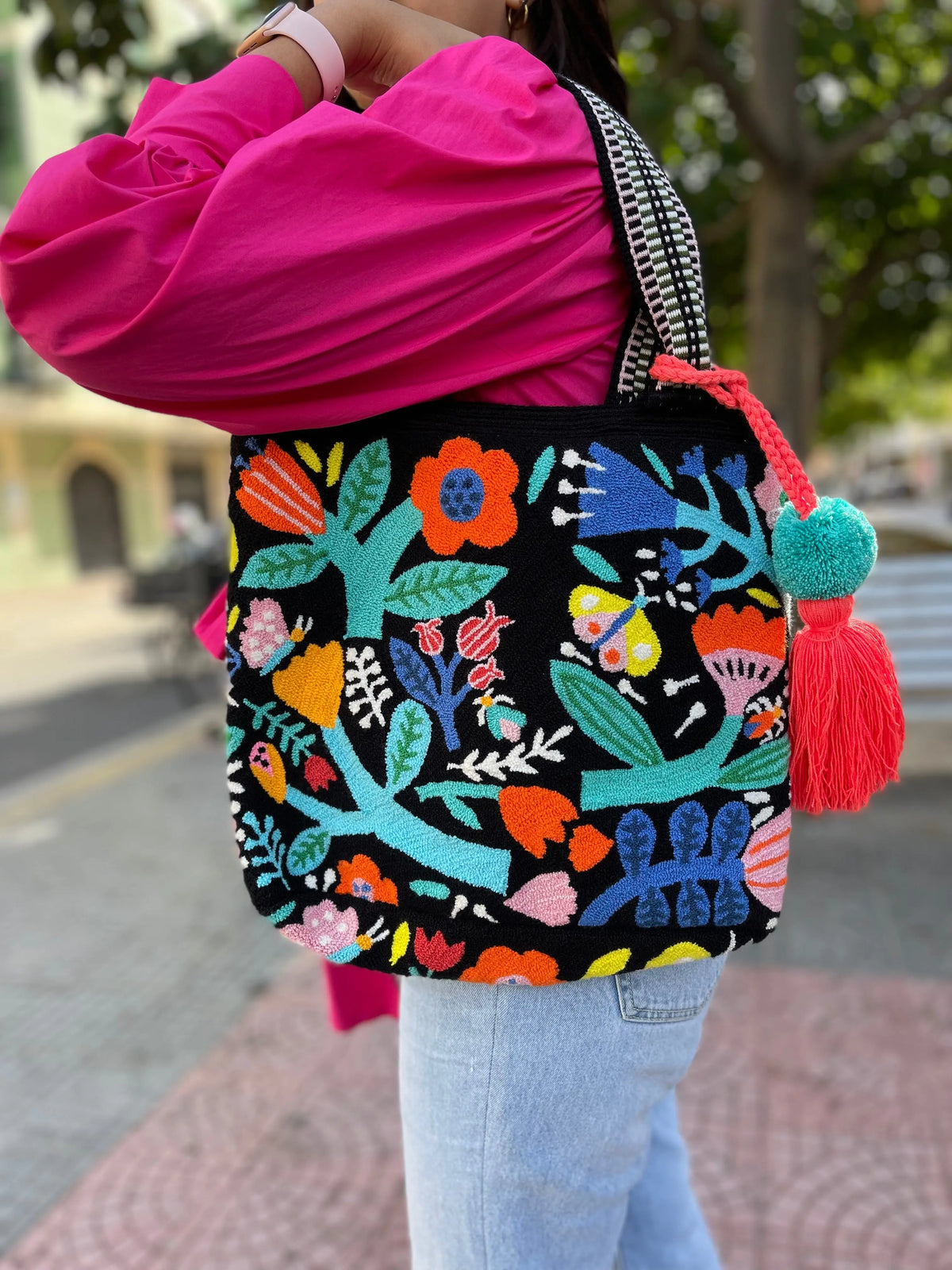 Colorfull Large Wayuu Tote Bag - Tropical Edition Bestofcolombia1