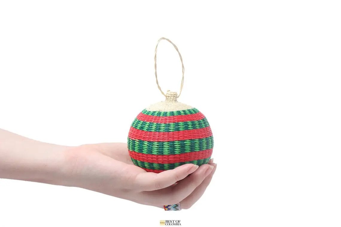 Christmas Theme Raffia Balls Bestofcolombia1