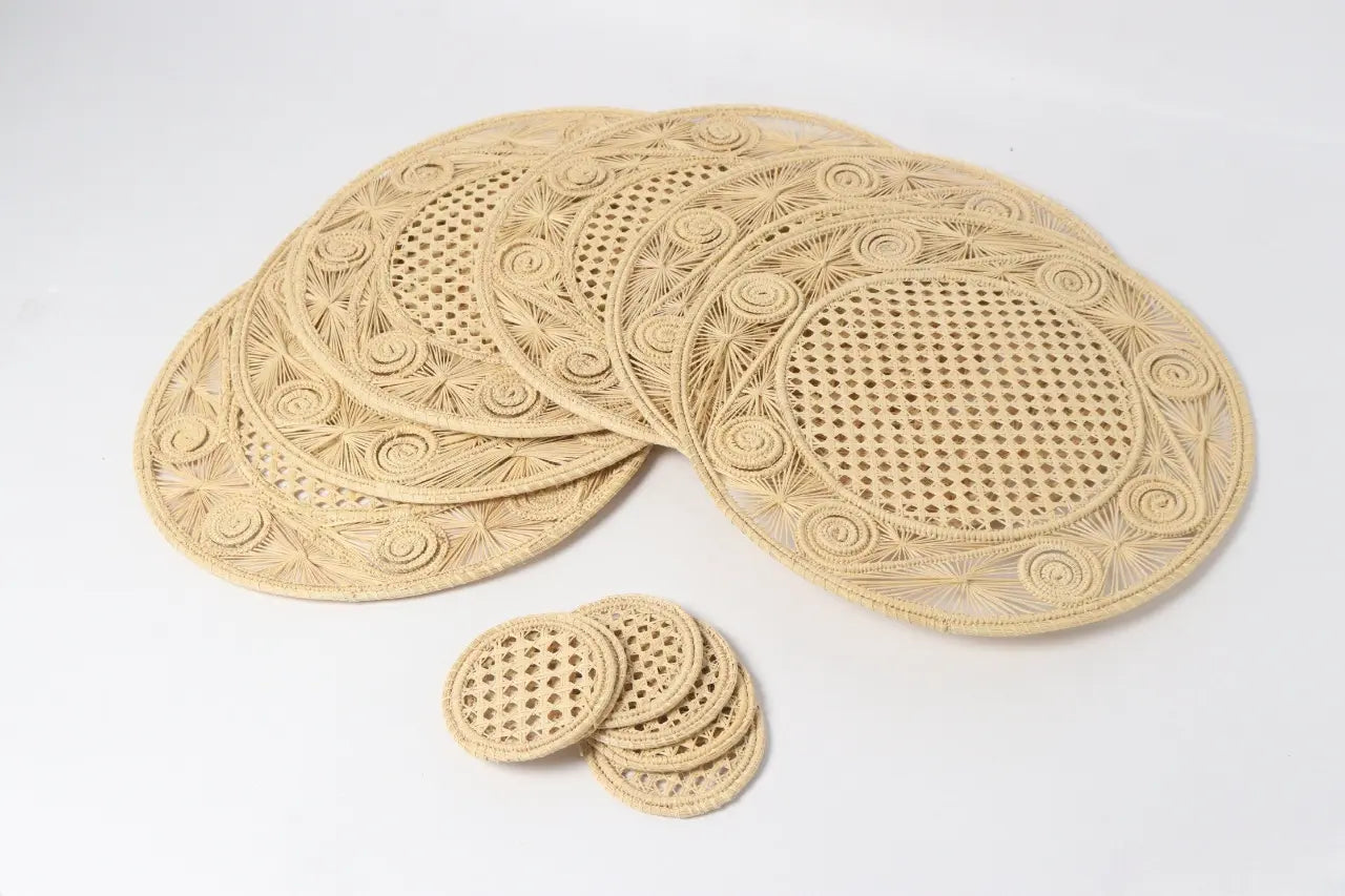 Handwoven Caracoli iraca Placemats - 14in Natural Color Bestofcolombia1