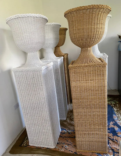 43 inch Wicker Pedestal & Urn Best of Colombia