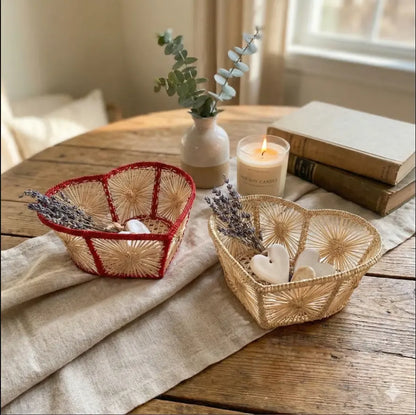 Small Heart Iraca/Straw Bread Basket Bestofcolombia1