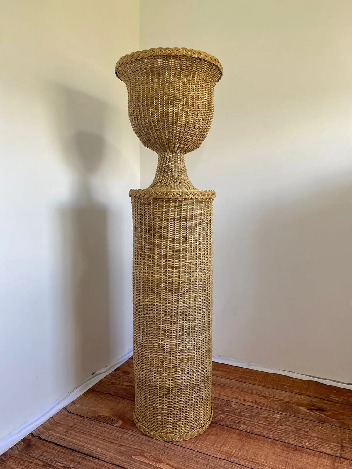 Round Braided Wicker/Rattan Urn & Pedestal handwoven Best of Colombia