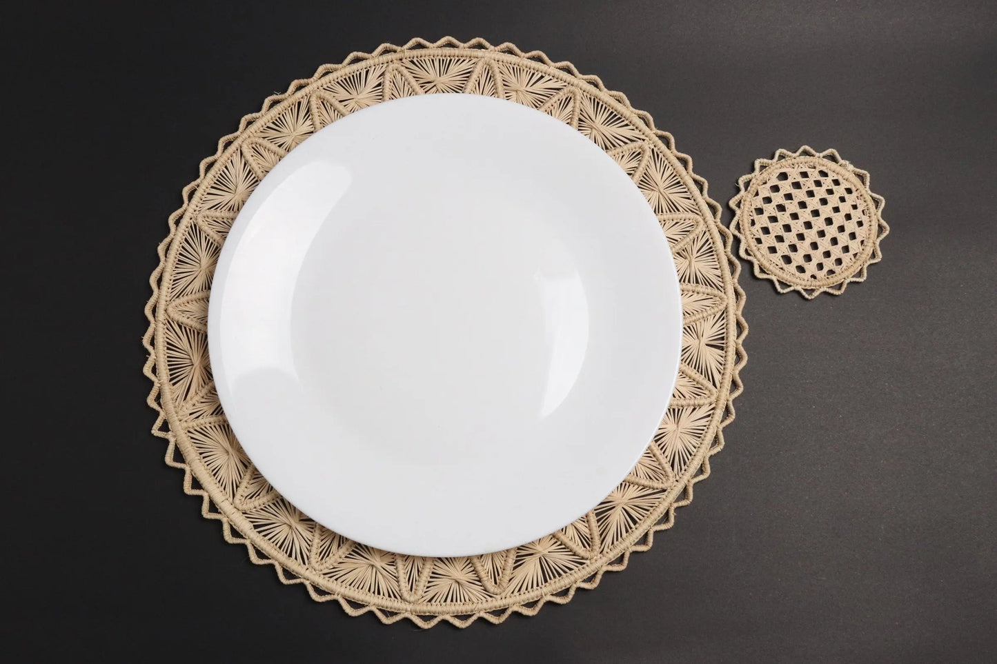 Pyramids Placemat - Best of Colombia