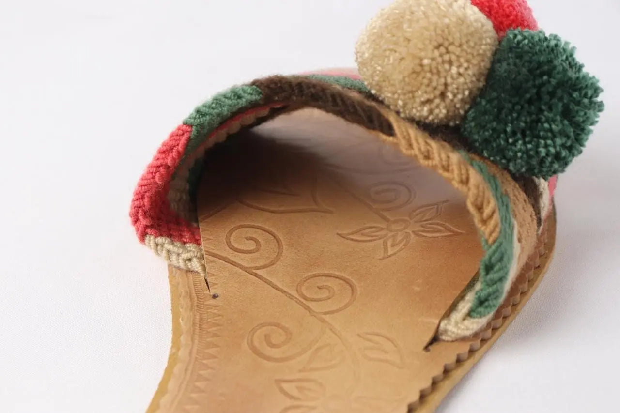 Guayaba Pompom Sandals - Best of Colombia