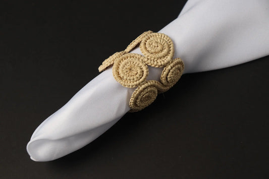 Caracoli Loop iraca Palm Napkin Rings - Best of Colombia