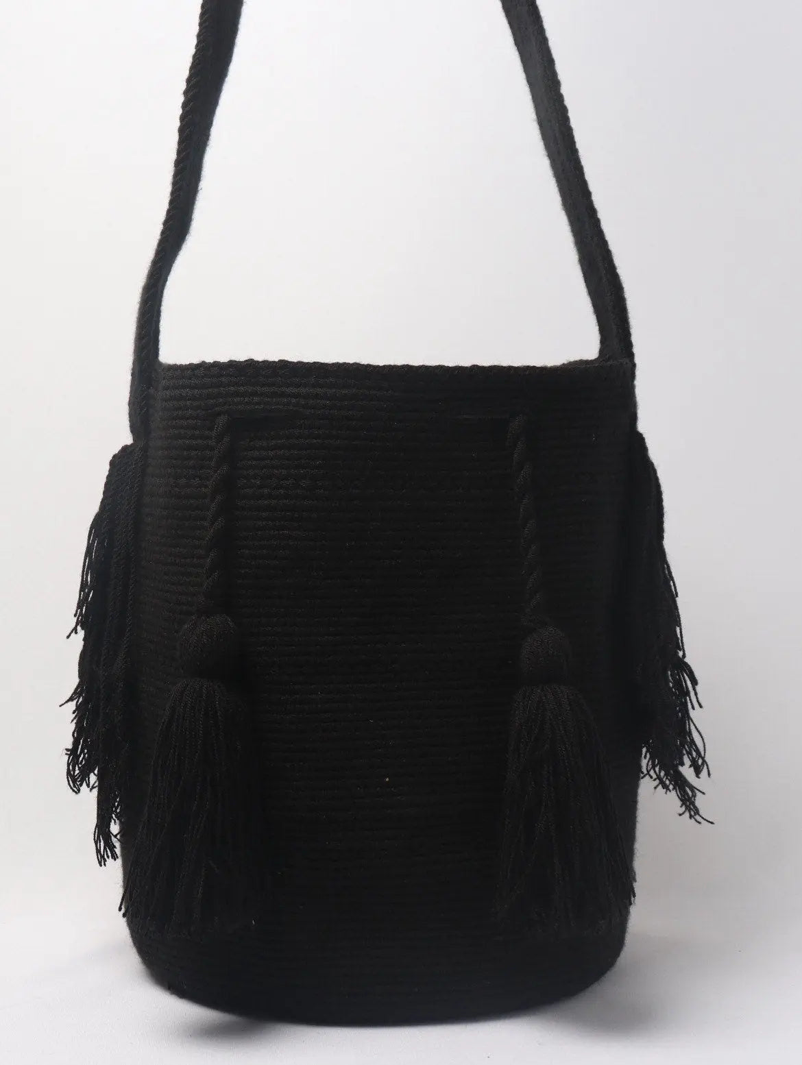 Solid Black Wayuu Bag - Best of Colombia