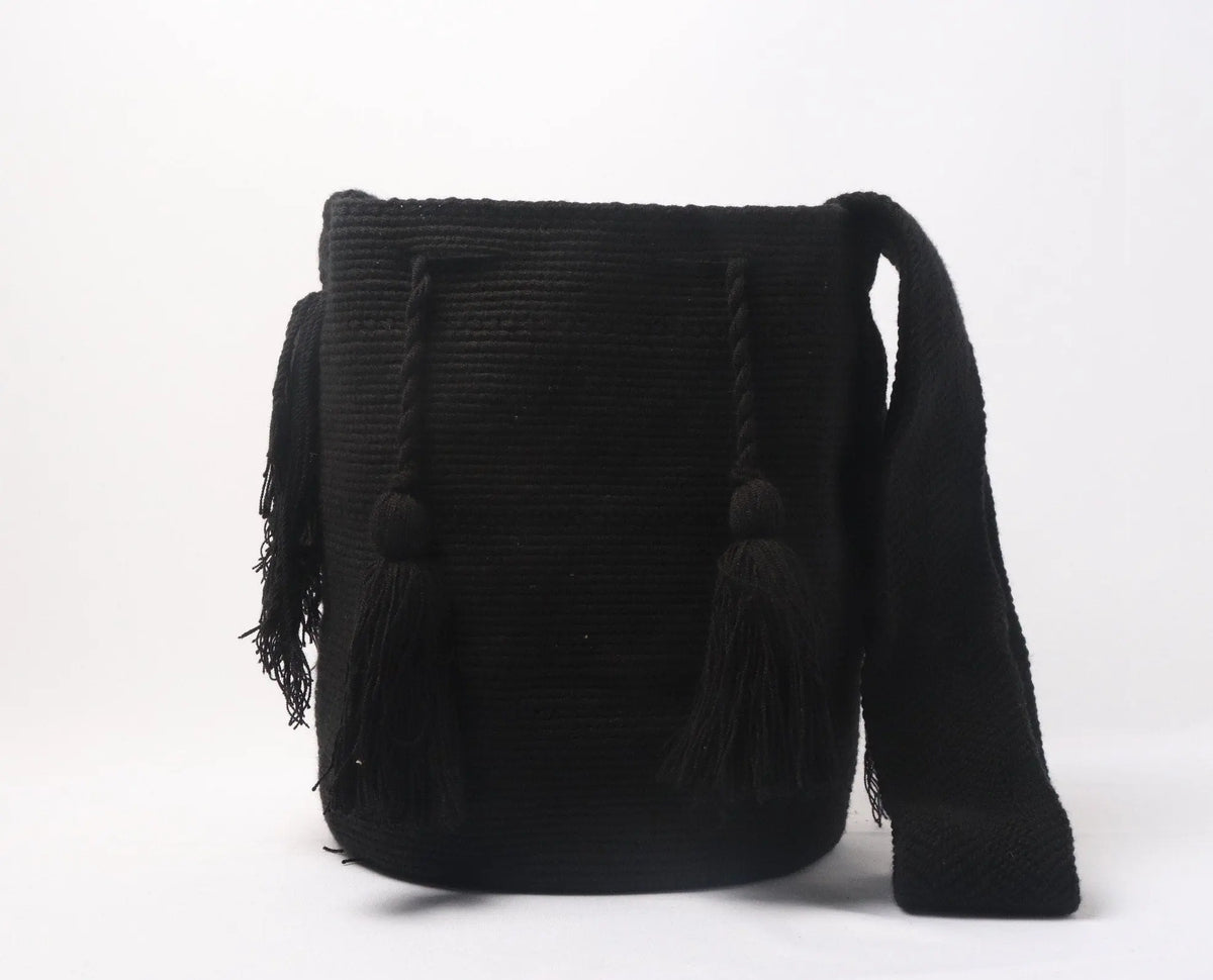 Solid Black Wayuu Bag - Best of Colombia