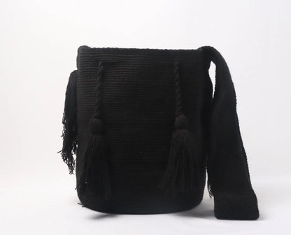 Solid Black Wayuu Bag - Best of Colombia