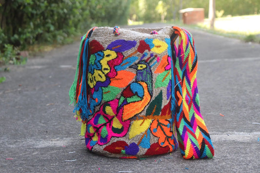 Colorfull Tapizada Wayuu Mochila Bag with Lining Large - Birds Edition - Best of Colombia