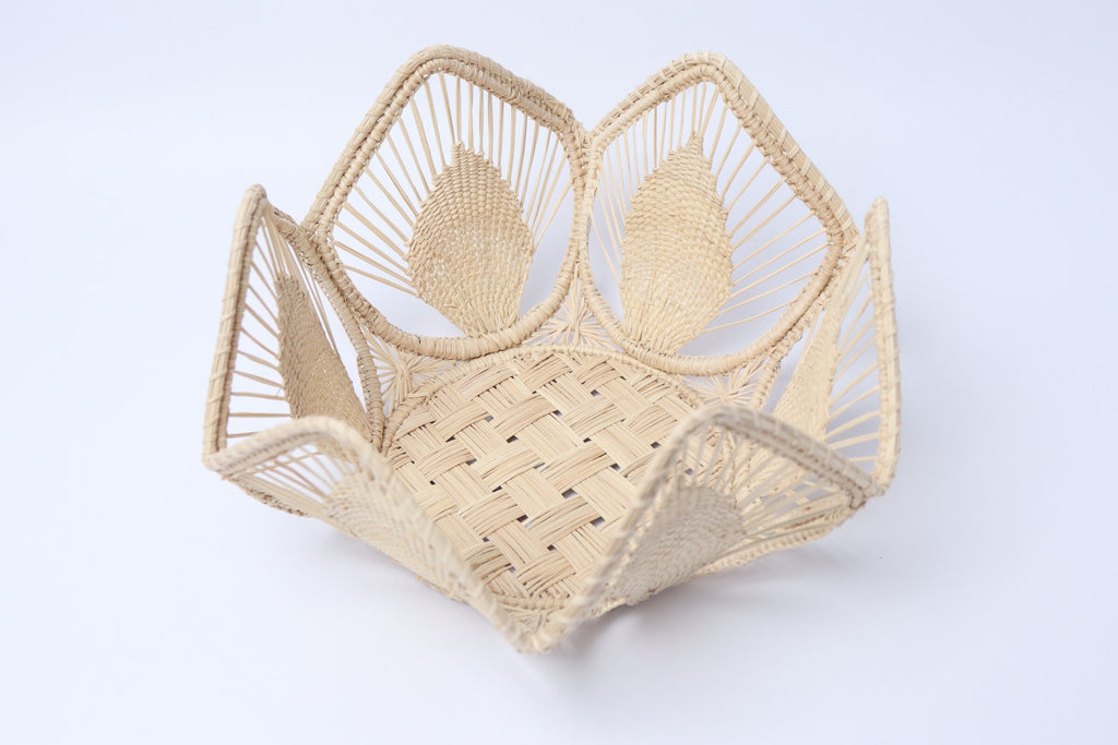 Floral Iraca/Straw Basket - Hand woven - Best of Colombia
