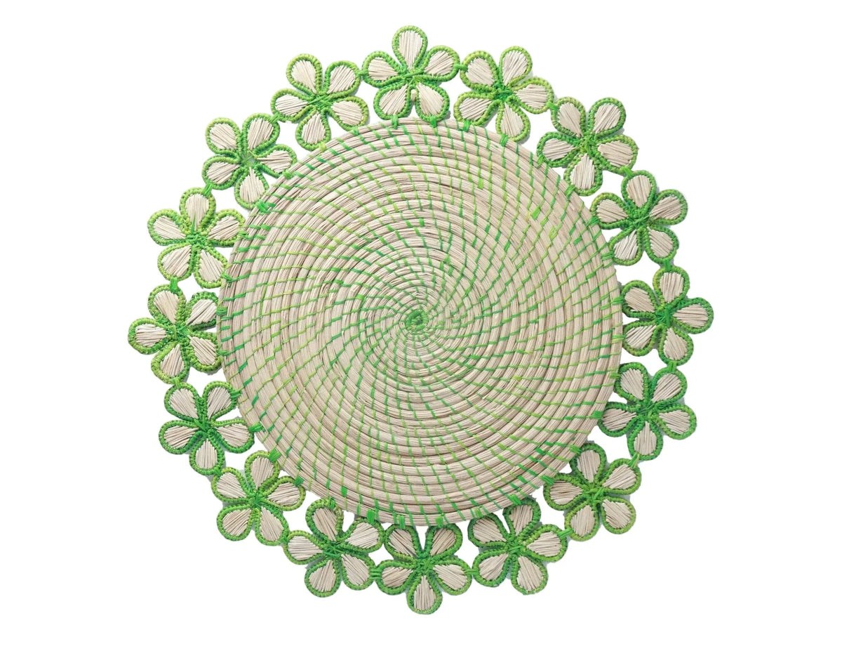 Green Floral Iraca/Straw Placemat - 16” diameter - Best of Colombia
