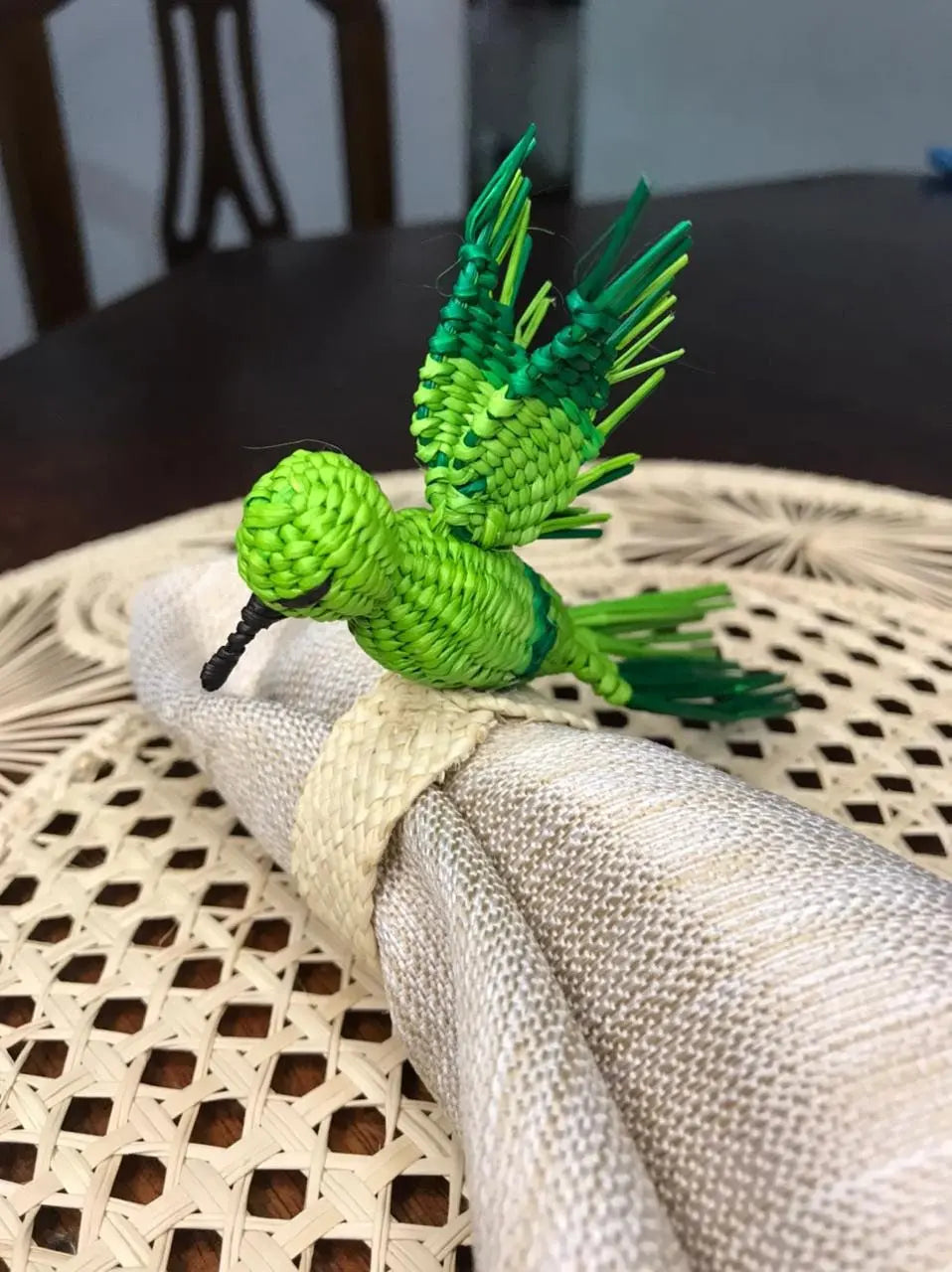 Humming bird Straw Napkin ring - Best of Colombia