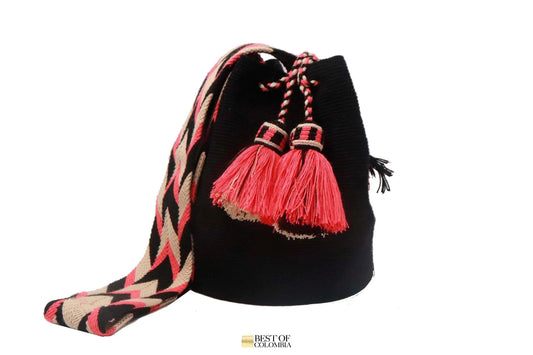 Black Unicolor Wayuu Mochila Bag - Best of Colombia