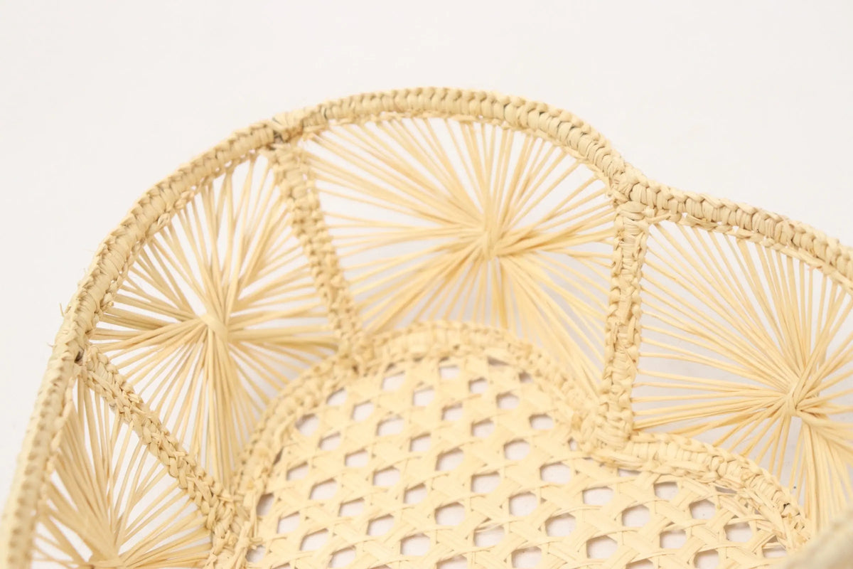 Small Heart Iraca/Straw Bread Basket - Best of Colombia