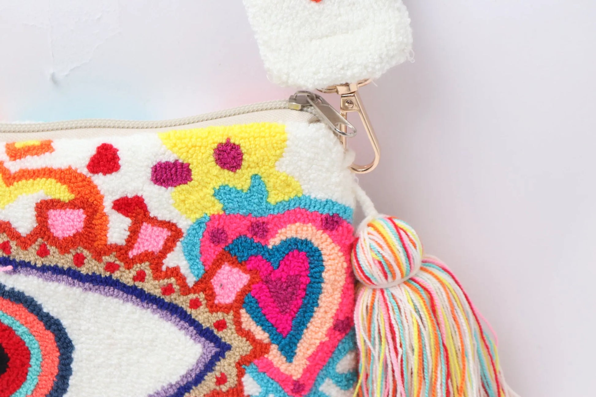 Floral white Evil Eye Clutch - Best of Colombia